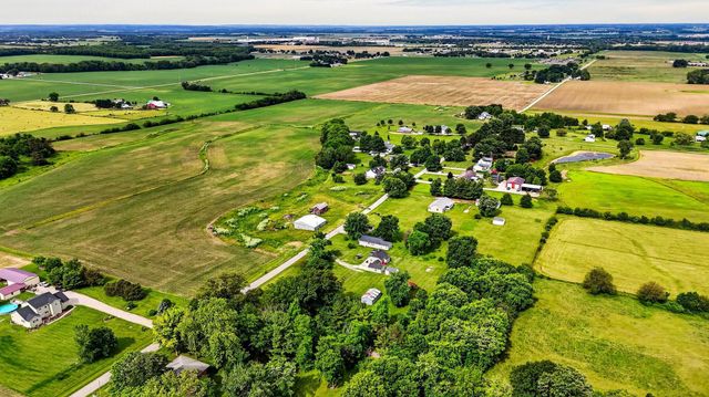 6718 Hitler Road 2, Circleville, OH 43113