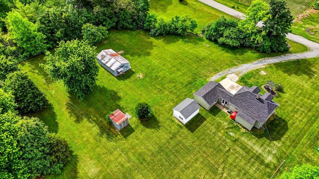 6718 Hitler Road 2, Circleville, OH 43113