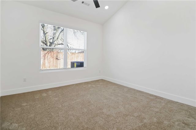 646,648,668,670,672, etc. Sun Meadows Loop, Centerton, AR 72719