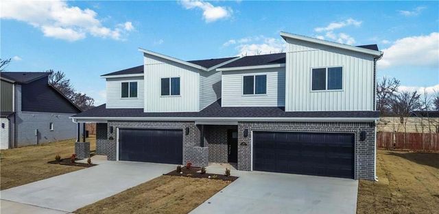 646,648,668,670,672, etc. Sun Meadows Loop, Centerton, AR 72719