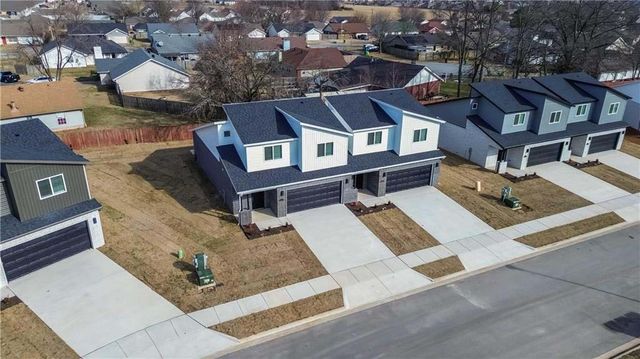 646,648,668,670,672, etc. Sun Meadows Loop, Centerton, AR 72719