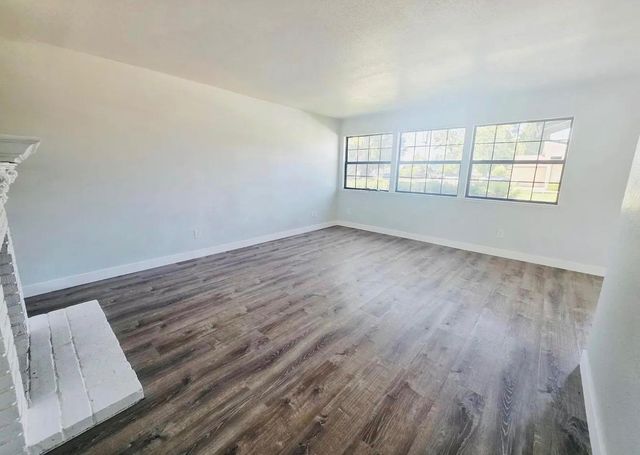 1450 Oak Nob Way, Sacramento, CA 95833