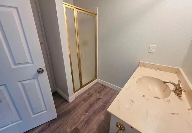 1450 Oak Nob Way, Sacramento, CA 95833