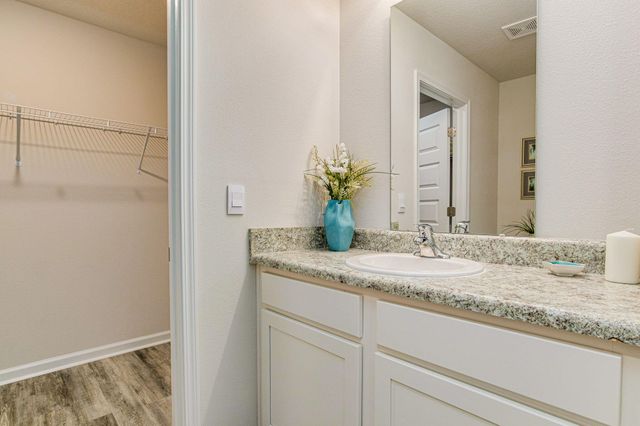 6549 Firefly Drive, Milton, FL 32583