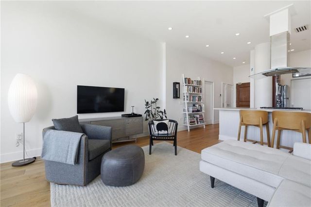 3820 Roswell Road 1012, Atlanta, GA 30342
