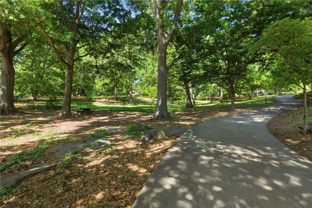 3820 Roswell Road 1012, Atlanta, GA 30342