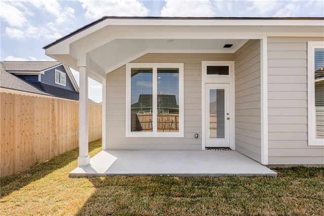 3577 Pointe du Hoc Loop, Bryan, TX 77808