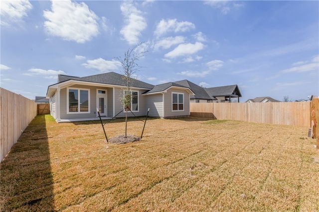 3577 Pointe du Hoc Loop, Bryan, TX 77808
