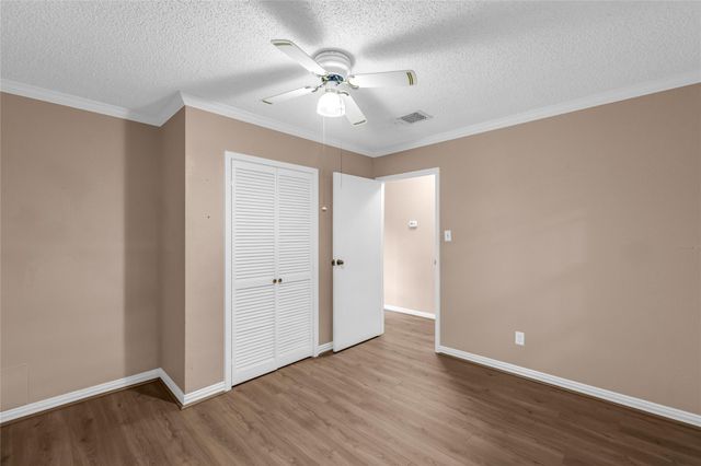 2453 Briarwest Boulevard, Houston, TX 77077