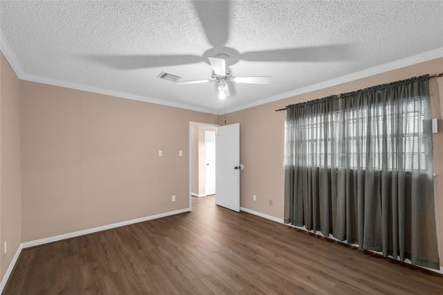 2453 Briarwest Boulevard, Houston, TX 77077