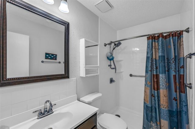 2453 Briarwest Boulevard, Houston, TX 77077