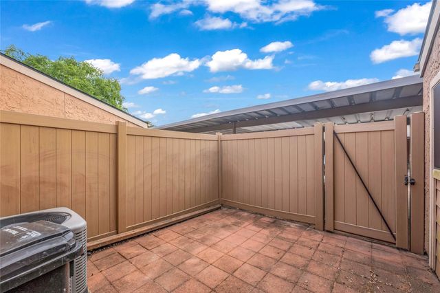 2453 Briarwest Boulevard, Houston, TX 77077