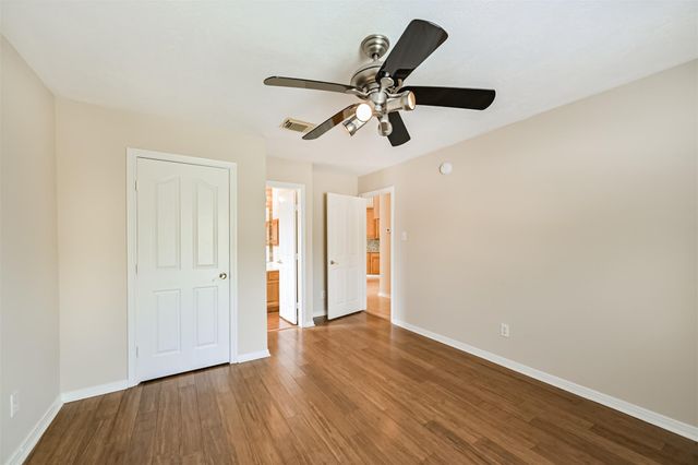 3519 Dry Creek Drive, Pasadena, TX 77505