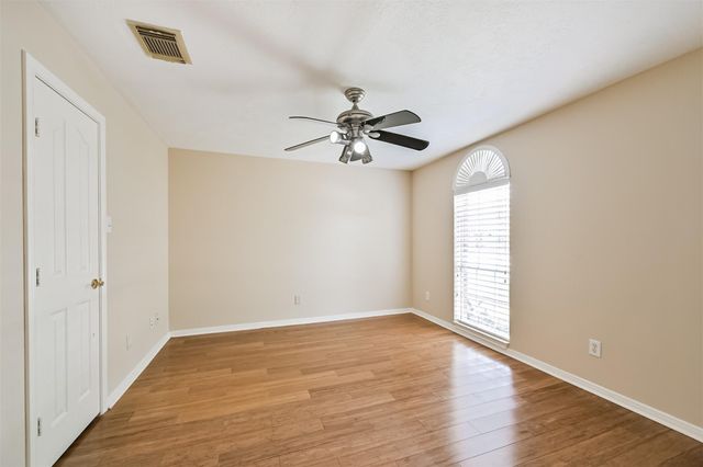 3519 Dry Creek Drive, Pasadena, TX 77505