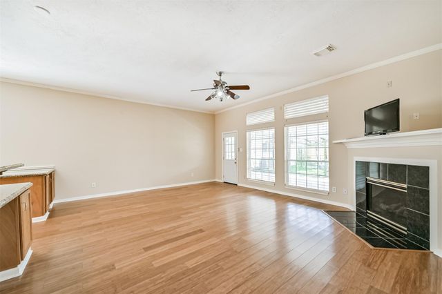 3519 Dry Creek Drive, Pasadena, TX 77505