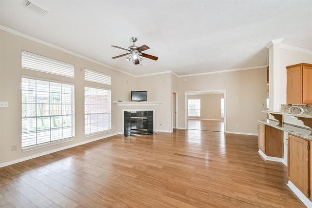 3519 Dry Creek Drive, Pasadena, TX 77505