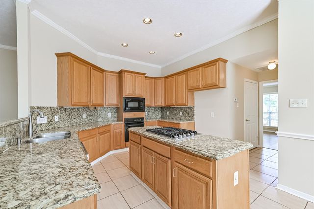 3519 Dry Creek Drive, Pasadena, TX 77505