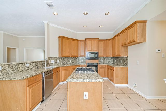 3519 Dry Creek Drive, Pasadena, TX 77505