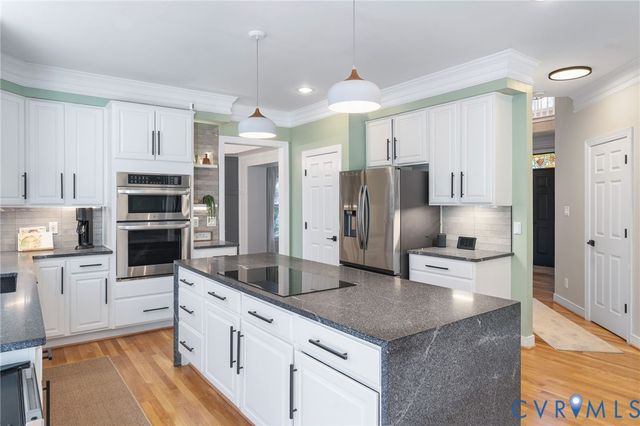 10101 Chestnut Grove Ter, Mechanicsville, VA 23116