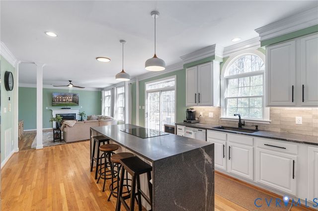 10101 Chestnut Grove Ter, Mechanicsville, VA 23116