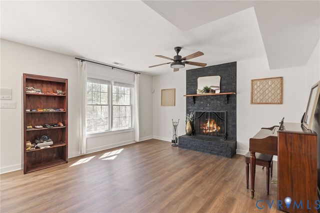 10101 Chestnut Grove Ter, Mechanicsville, VA 23116