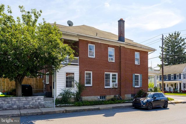 449 N STATE ST, Ephrata, PA 17522