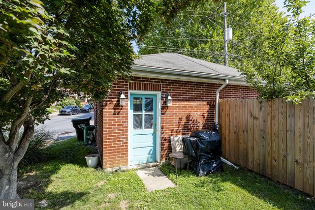 449 N STATE ST, Ephrata, PA 17522
