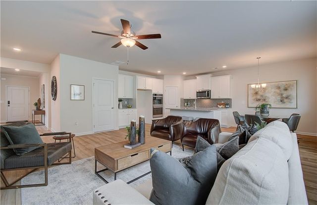 682 Ellis Spring Way, Lawrenceville, GA 30045