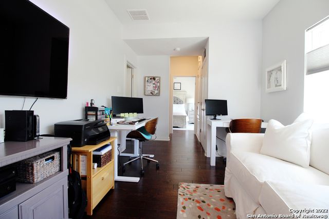 236 E Cevallos Unit 101, San Antonio, TX 78204
