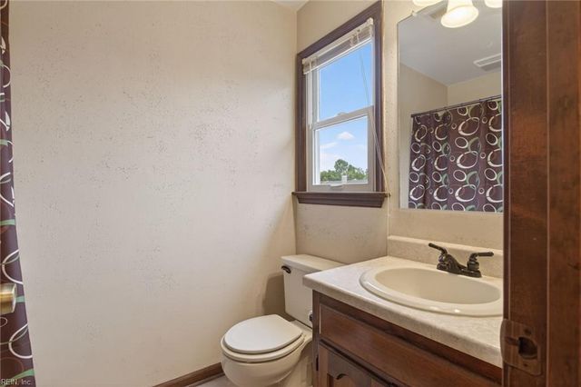4712 Longmont RD, Virginia Beach, VA 23456