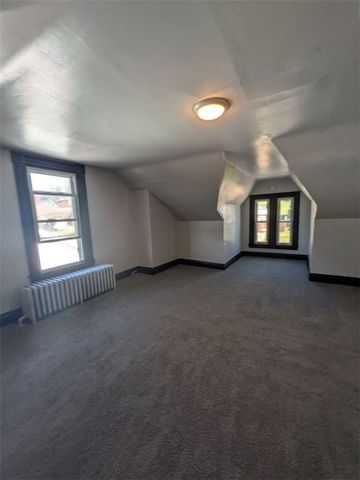 1818 Westmont Ave, Carrick, PA 15210