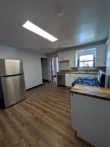 1818 Westmont Ave, Carrick, PA 15210