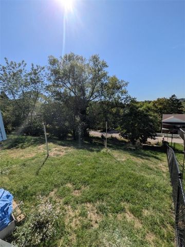 1818 Westmont Ave, Carrick, PA 15210