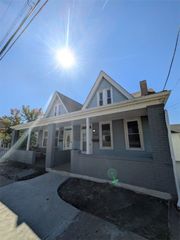 1818 Westmont Ave, Carrick, PA 15210