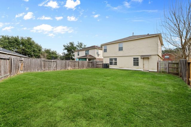 20743 Bishops Gate Lane, Humble, TX 77338