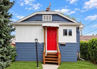 2254 S 75th STREET, West Allis, WI 53219