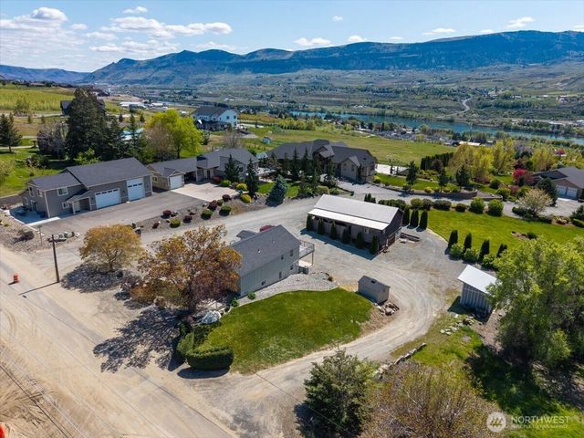 2250 8th Street SE, East Wenatchee, WA 98802