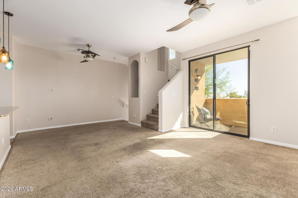 Image 12 of property listing at 123 N WASHINGTON Street 14, Chandler, AZ 85225
