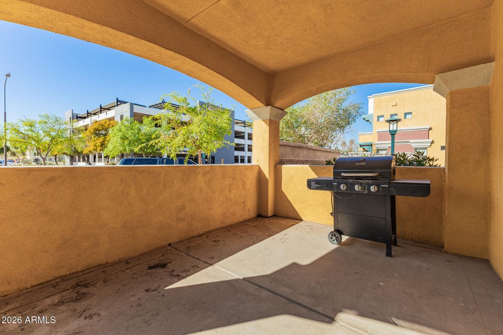 Image 29 of property listing at 123 N WASHINGTON Street 14, Chandler, AZ 85225