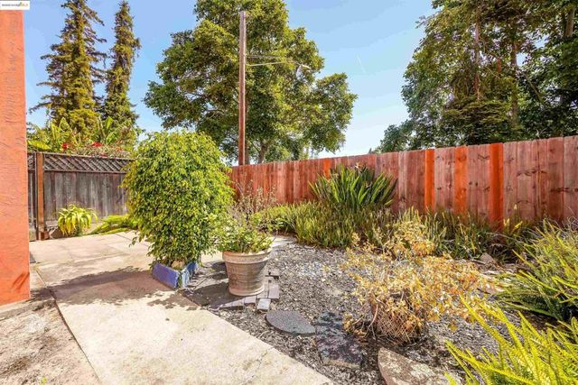 25322 Ironwood Ct, Hayward, CA 94545