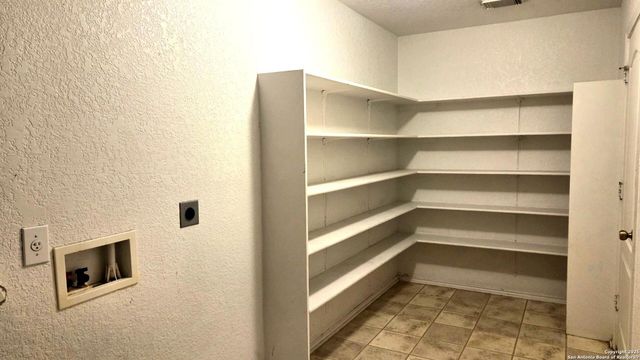 326 Tres Caminos, San Antonio, TX 78245