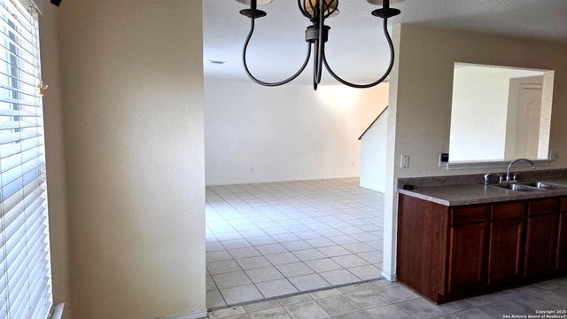 326 Tres Caminos, San Antonio, TX 78245