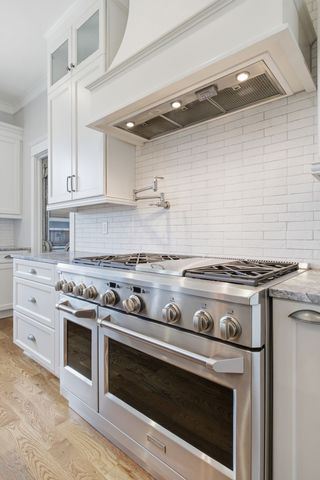 9643 Clovercroft Rd, Nolensville, TN 37135