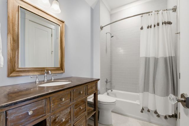 9643 Clovercroft Rd, Nolensville, TN 37135