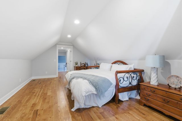 9643 Clovercroft Rd, Nolensville, TN 37135