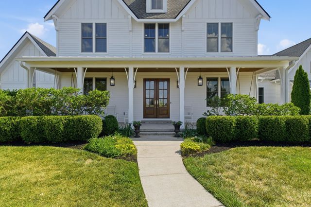 9643 Clovercroft Rd, Nolensville, TN 37135