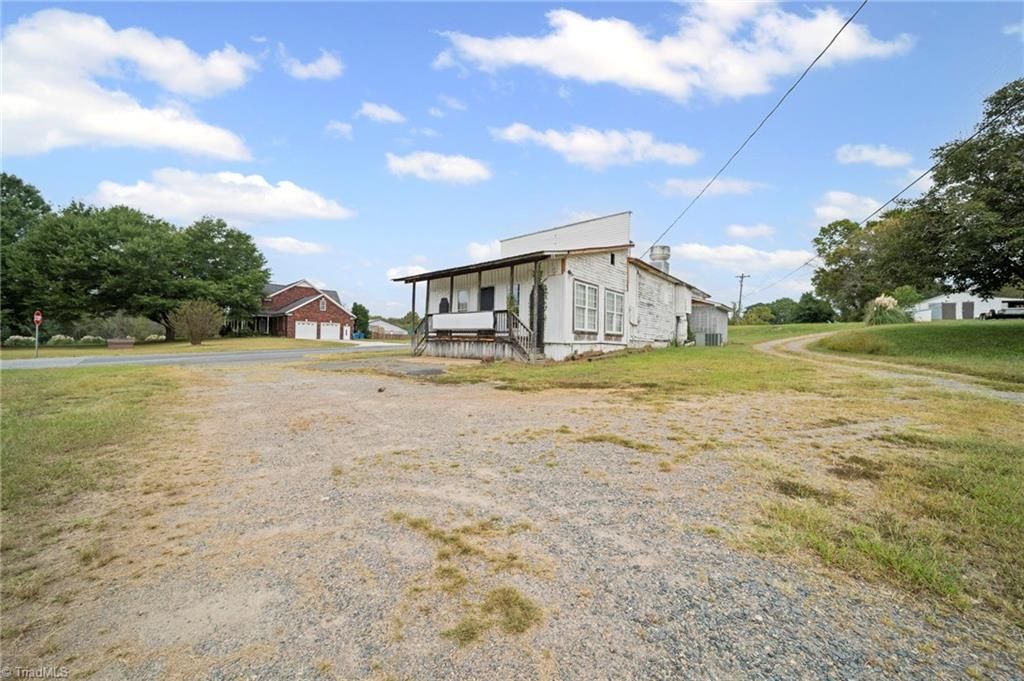 6865 Highway 200, Concord, NC 28025