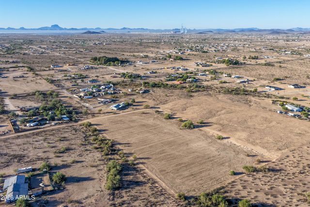 4-N Van Buren Street N, Tonopah, AZ 85354