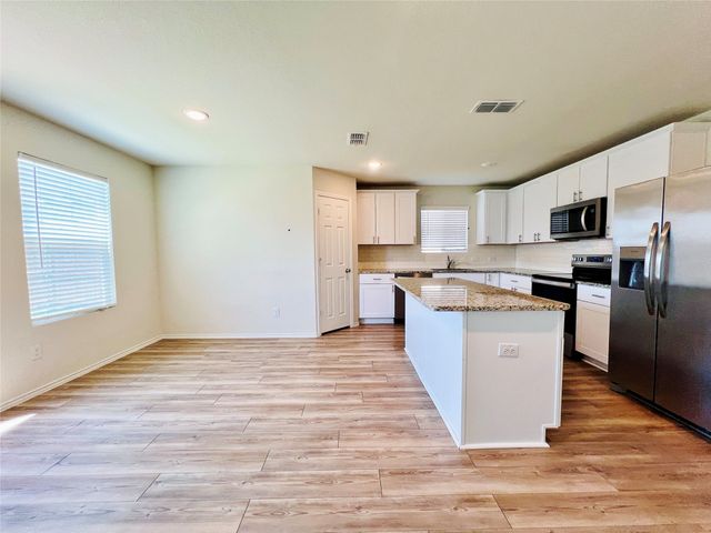 4649 Greyberry Drive, Fort Worth, TX 76036