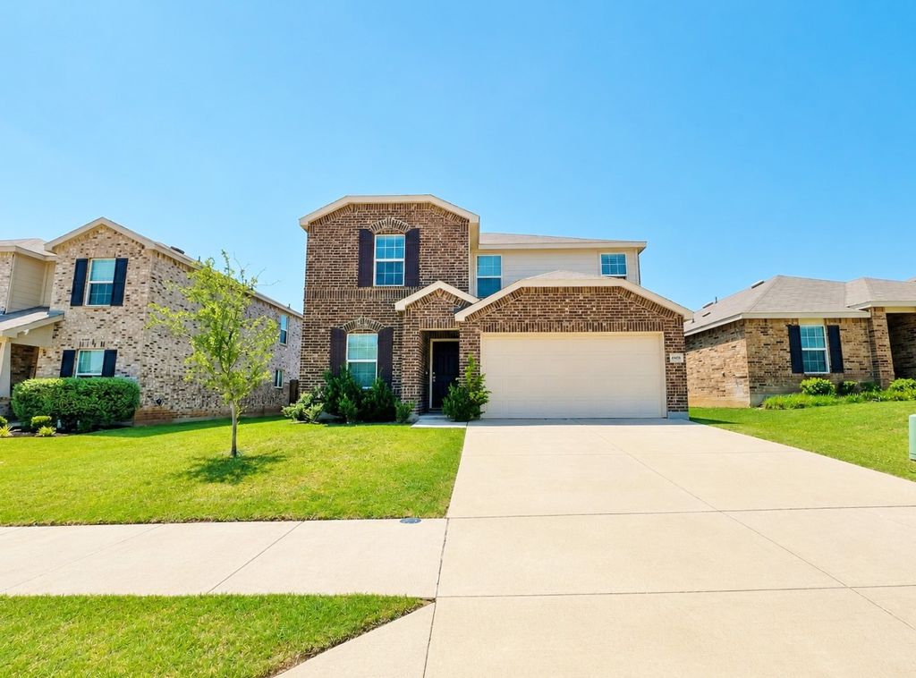 4649 Greyberry Drive, Fort Worth, TX 76036